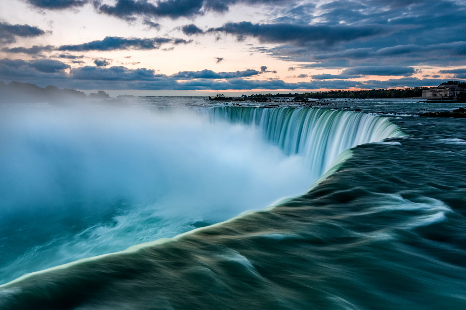 the immense power of water flowing over Niagara, a metaphor for the deluge of traffic Parabol has seen.
